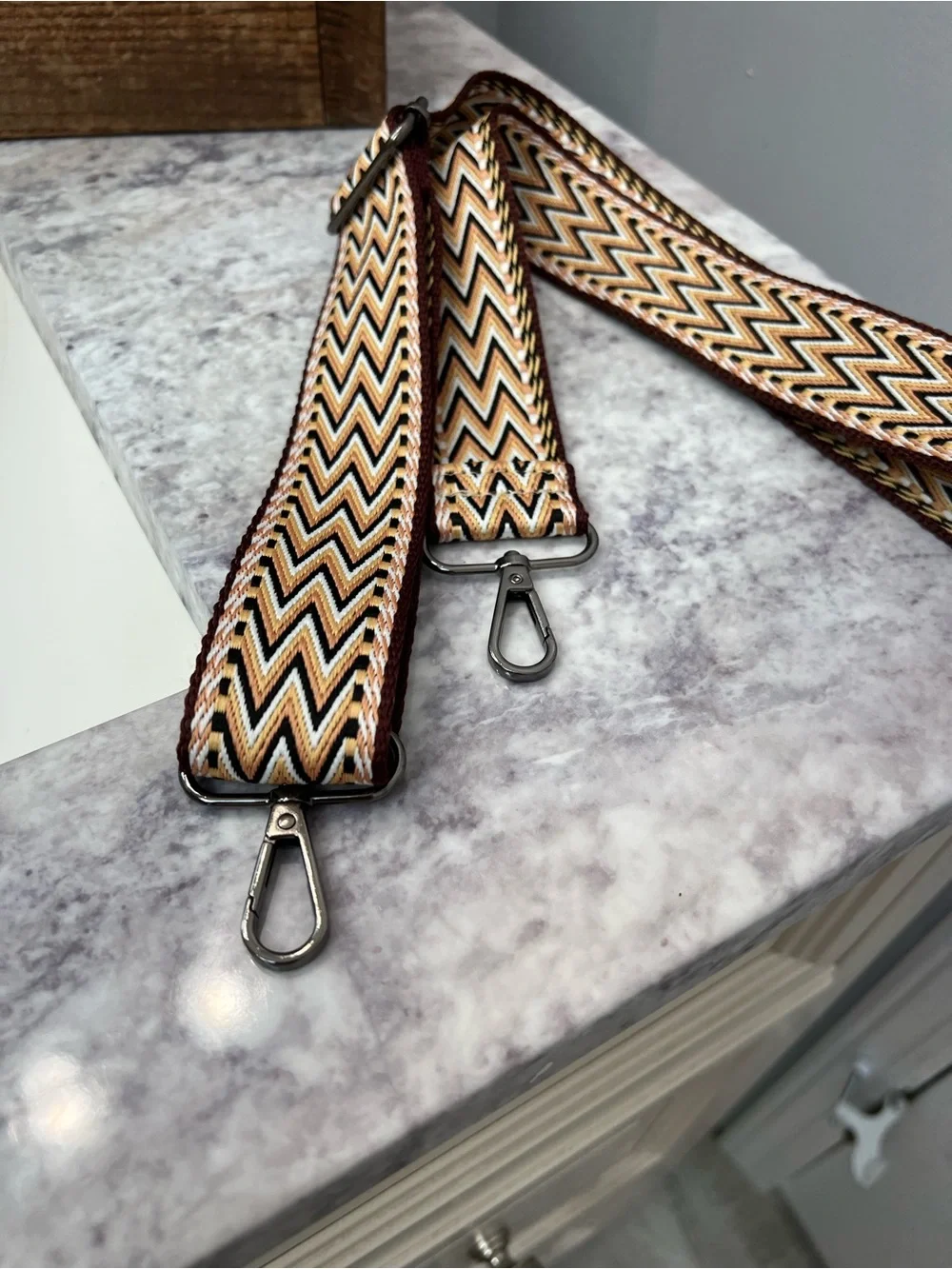 Adjustable Zigzag Woven Bag Strap in Tan, Brown & Black